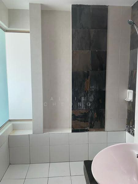 Service Residence for Sale at Ritze Perdana 1 - Alvis Cheong - Bathroom - PropertyGuru.com.my