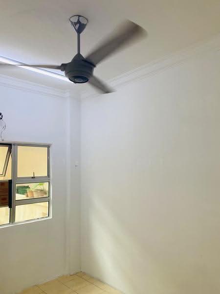 Pangsapuri untuk Dijual di Vista Indah Putra - Stella Sit - PropertyGuru.com.my