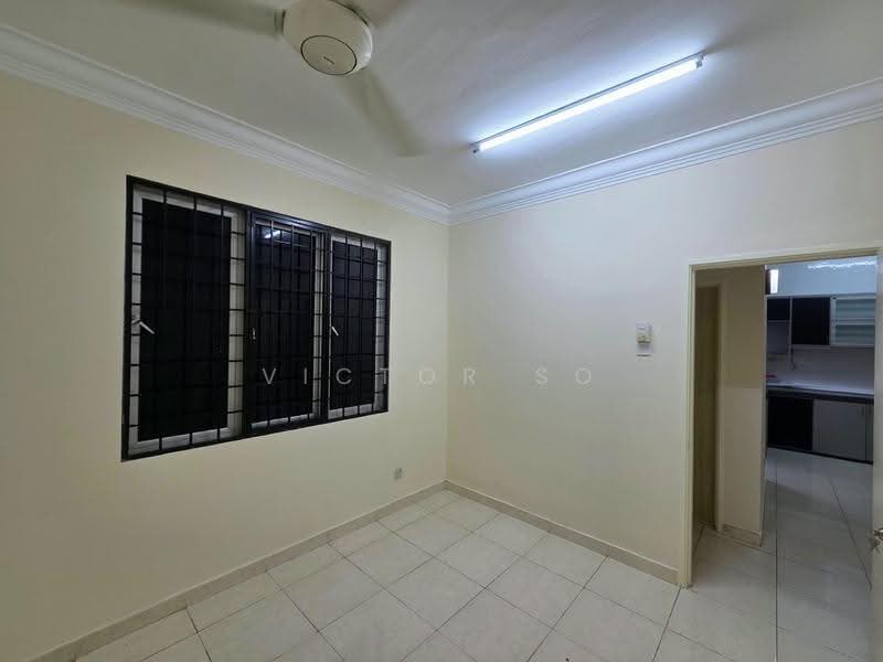 Condominium for Sale at Platinum Hill PV 6 - Victor So - Interior - PropertyGuru.com.my