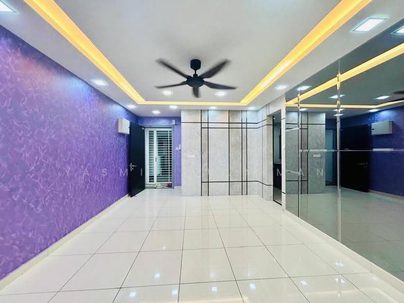 Kediaman Servis untuk Disewa di KL Traders Square - Yasmin Sulaiman - Living Room - PropertyGuru.com.my