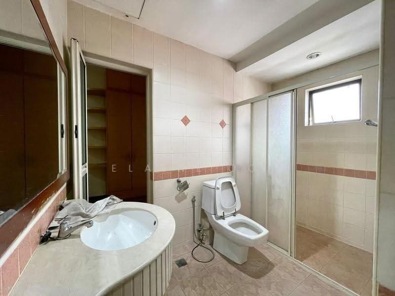 Rumah Teres 2-Tingkat untuk Dijual di Ayer Itam (Penang) - Elaine Ooi - Bathroom - PropertyGuru.com.my