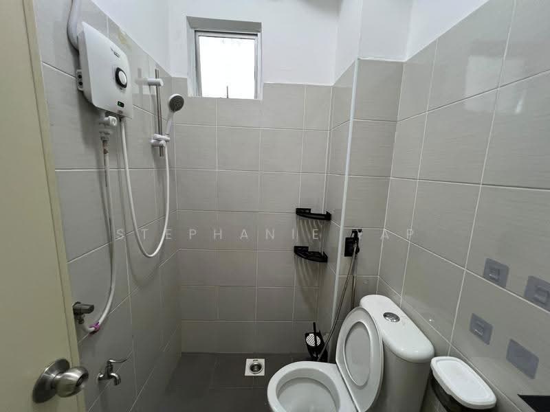 Apartment for Rent at Seri Molek Perdana - Stephanie Yap - Bathroom - PropertyGuru.com.my