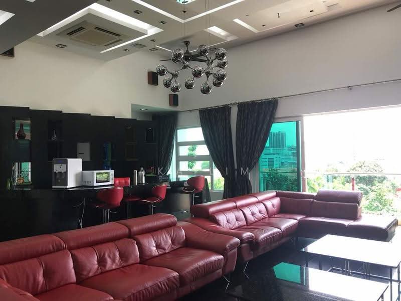 Rumah Banglo untuk Dijual di Petaling Jaya (Selangor) - Aka Lim - Living Room - PropertyGuru.com.my