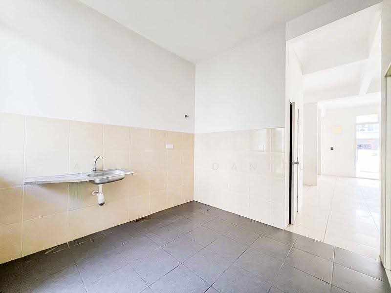 2-storey Terraced House for Sale in Bandar Mahkota (Banting) - Ashraff Daniel - PropertyGuru.com.my