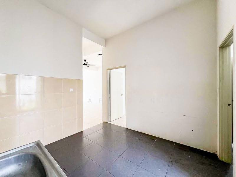 2-storey Terraced House for Sale in Bandar Mahkota (Banting) - Ashraff Daniel - PropertyGuru.com.my