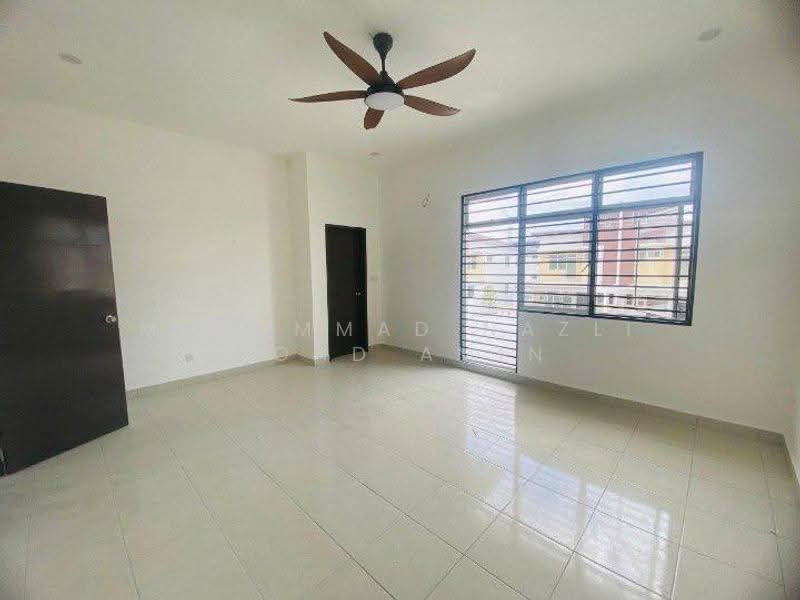 Terraced House for Sale in Beranang (Selangor) - Muhammad Nazli Mohd Amin - Living Room - PropertyGuru.com.my
