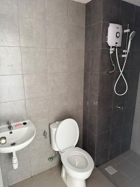 Condominium for Rent at Residensi Sateria - WING LIM - Bathroom - PropertyGuru.com.my