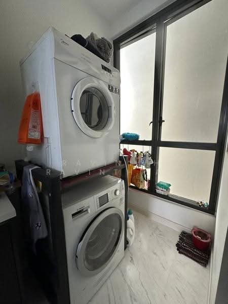 Kediaman Servis untuk Dijual di Setia Sky 88 - Ravinish Ravinthran - Interior - PropertyGuru.com.my