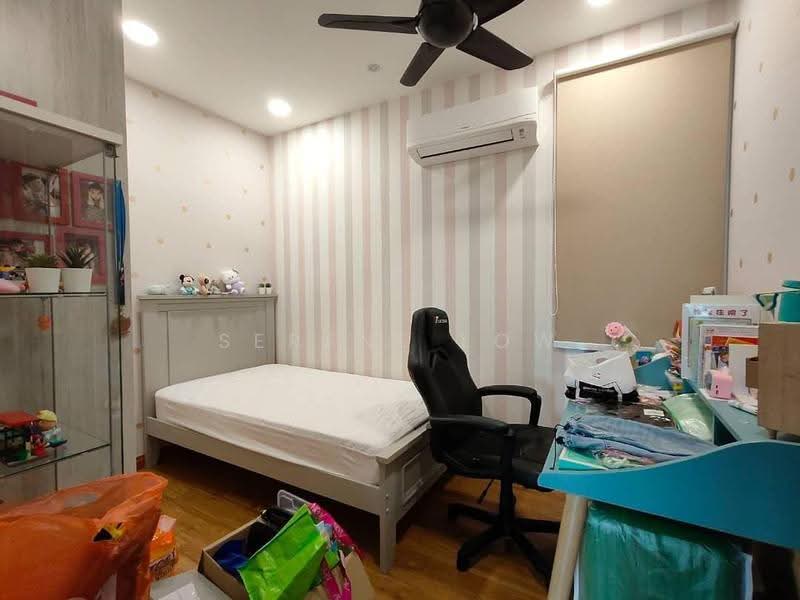 Kediaman Servis untuk Dijual di D'Tasek Residences (Tasek Impian) - Serene Low - Bedroom - PropertyGuru.com.my
