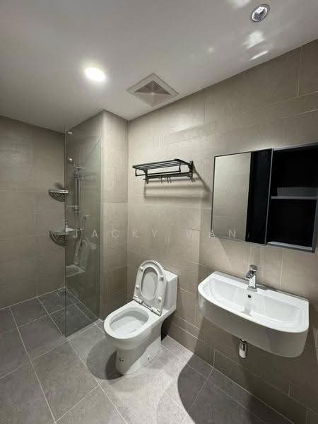 Kediaman Servis untuk Disewa di 8th & Stellar - Jacky Wan - Bathroom - PropertyGuru.com.my