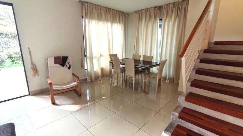Rumah Teres 2-Tingkat untuk Disewa di Leisure Farm (Gelang Patah) - Jason Chua - Dining Room - PropertyGuru.com.my