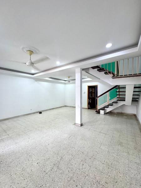 2-storey Terraced House for Sale in Pandan Jaya (Ampang) - Yasmin Sulaiman - Living Room - PropertyGuru.com.my