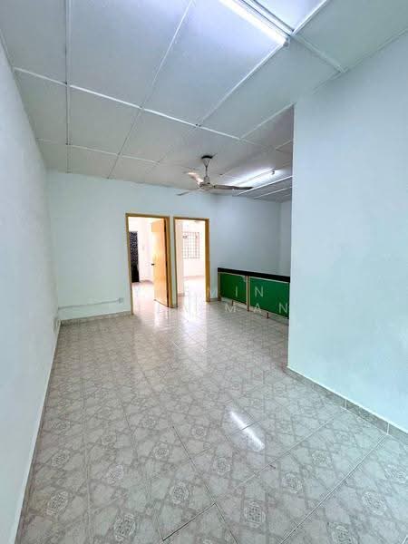 2-storey Terraced House for Sale in Pandan Jaya (Ampang) - Yasmin Sulaiman - Living Room - PropertyGuru.com.my