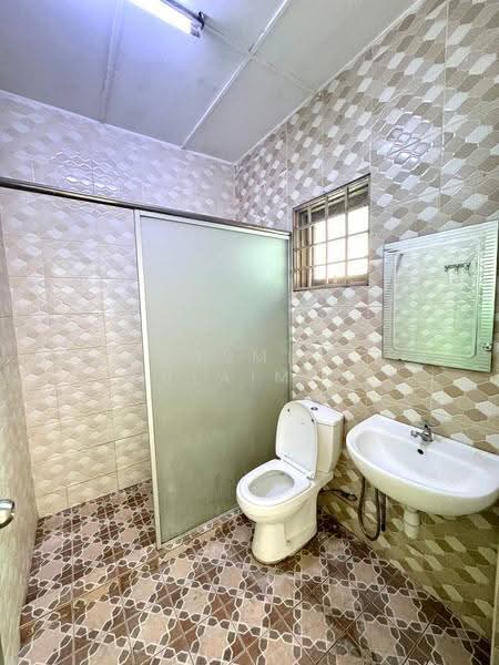 2-storey Terraced House for Sale in Pandan Jaya (Ampang) - Yasmin Sulaiman - Bathroom - PropertyGuru.com.my