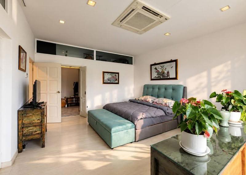 2-storey Terraced House for Sale in Taman Seputeh (Seputeh) - Arif Mustapha - Bedroom - PropertyGuru.com.my