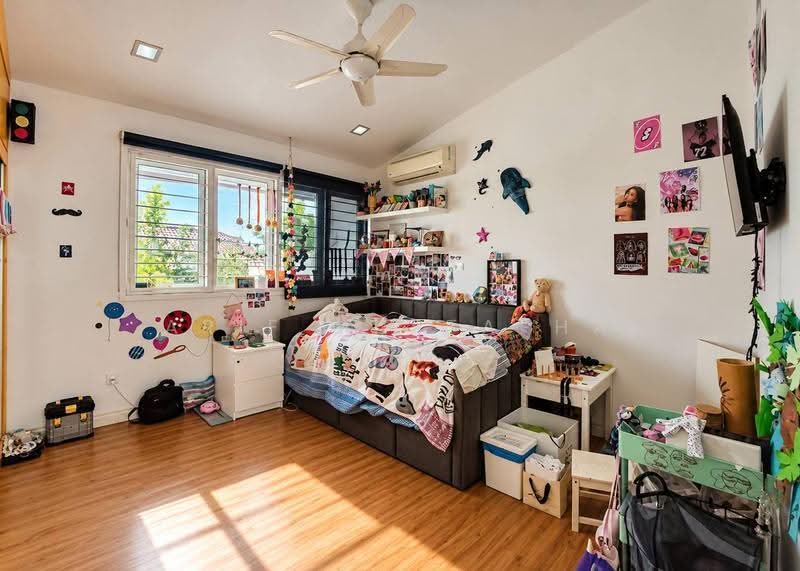 2-storey Terraced House for Sale in Taman Seputeh (Seputeh) - Arif Mustapha - Bedroom - PropertyGuru.com.my