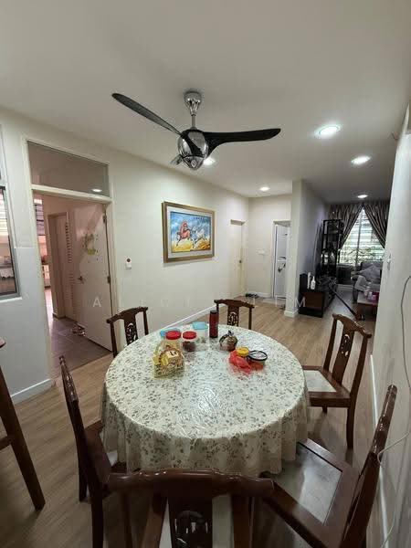 Semi-Detached House for Sale in Taman Ungku Tun Aminah (Skudai) - Alicia Lim - Dining Room - PropertyGuru.com.my