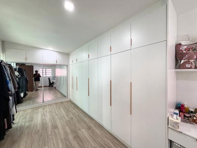 Bungalow House for Sale in Bandar Putra Permai (Seri Kembangan) - Ashraff Daniel - PropertyGuru.com.my
