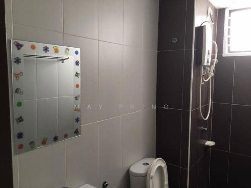 Kediaman Servis untuk Disewa di The Garden Residences - May Phing - Bathroom - PropertyGuru.com.my