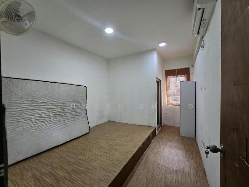 Shop for Sale in Taman Senai Utama (Kulai) - Johnson Chong - PropertyGuru.com.my