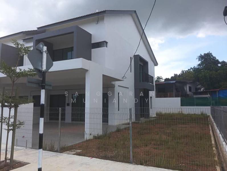 Rumah Berkembar untuk Dijual di Rumah Berkembar Dua Tingkat Di Kubang Semang (Kubang Semang) - Sanggaran Muniandy - Exterior - PropertyGuru.com.my