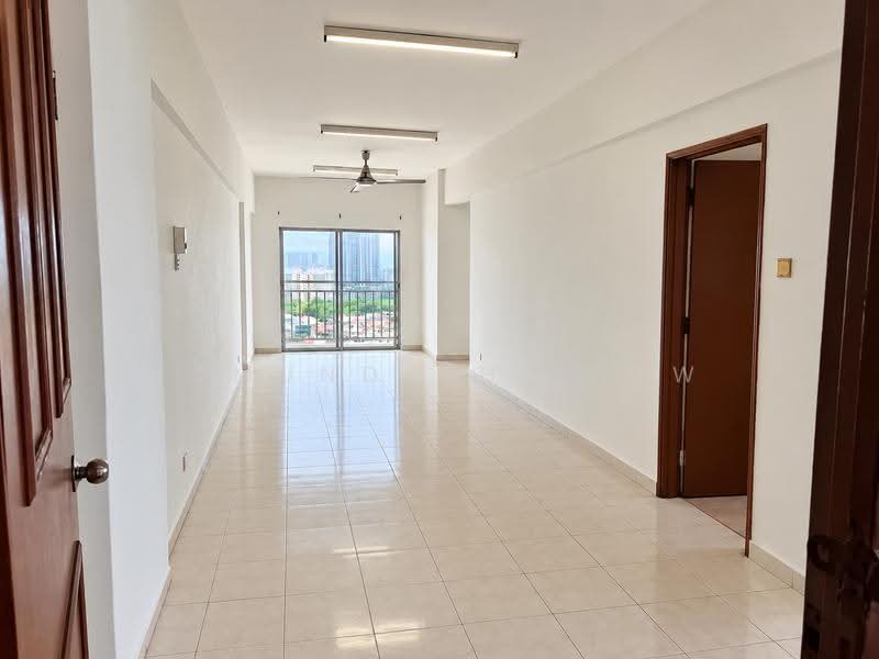 Pangsapuri untuk Dijual di Puncak Desa Apartment - Edmund CH Leow - Living Room - PropertyGuru.com.my