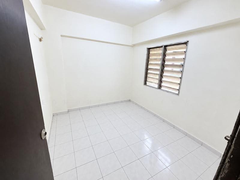 Apartment for Sale at Puncak Desa Apartment - Edmund CH Leow - Interior - PropertyGuru.com.my