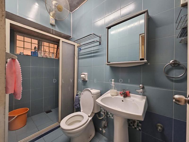 2-storey Terraced House for Sale in Taman Bukit Desa (Taman Desa) - Dlynie Ooi - Bathroom - PropertyGuru.com.my