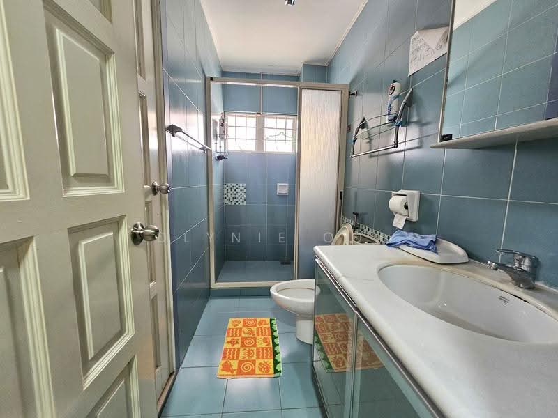 2-storey Terraced House for Sale in Taman Bukit Desa (Taman Desa) - Dlynie Ooi - Bathroom - PropertyGuru.com.my