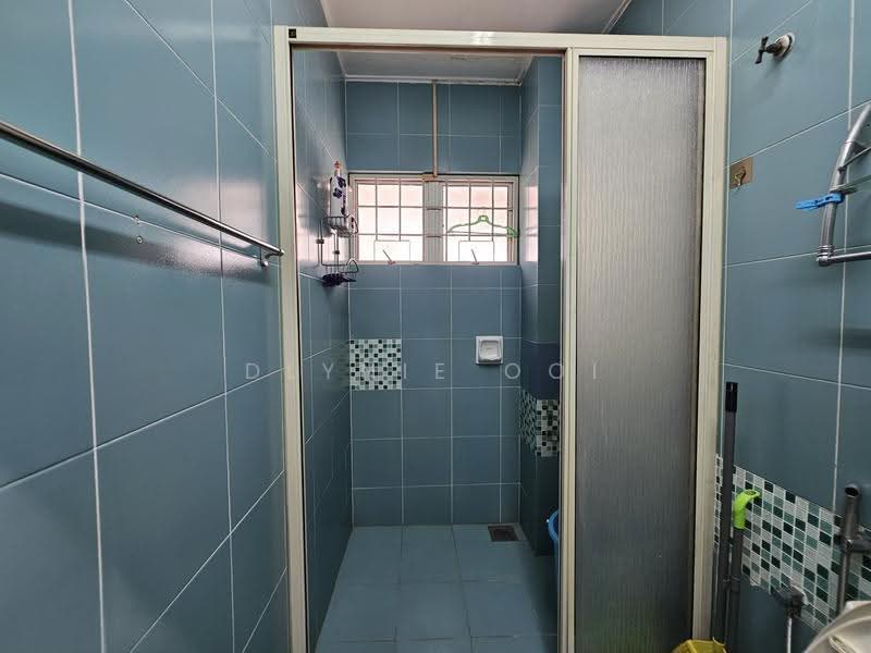 2-storey Terraced House for Sale in Taman Bukit Desa (Taman Desa) - Dlynie Ooi - Bathroom - PropertyGuru.com.my
