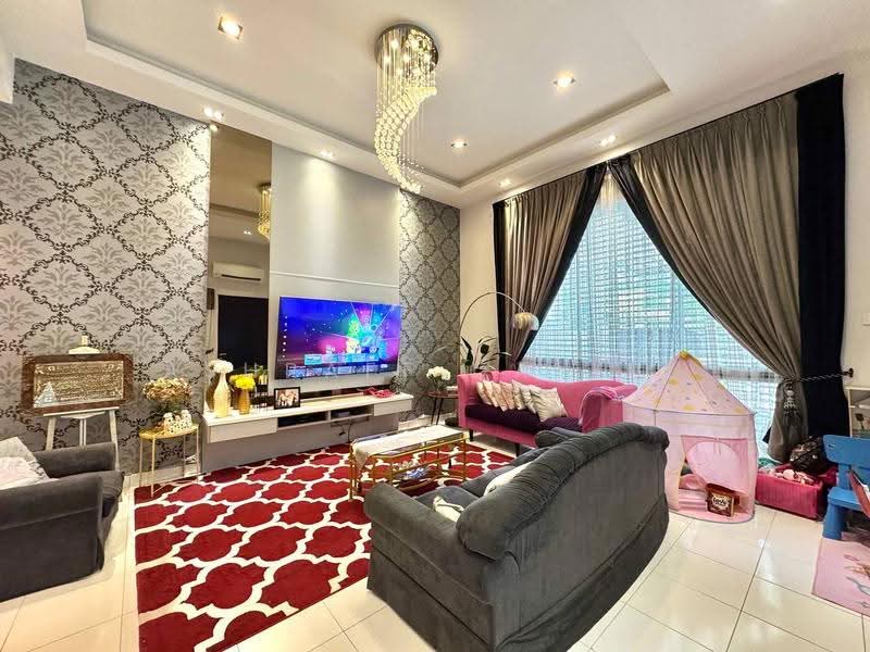 2-storey Terraced House for Sale in Bandar Bukit Raja (Klang) - Ashraff Daniel - Living Room - PropertyGuru.com.my