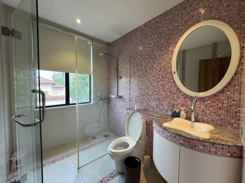 Rumah Banglo untuk Dijual di Hartamas Heights (Batu) - Jeffrey Ng - Bathroom - PropertyGuru.com.my