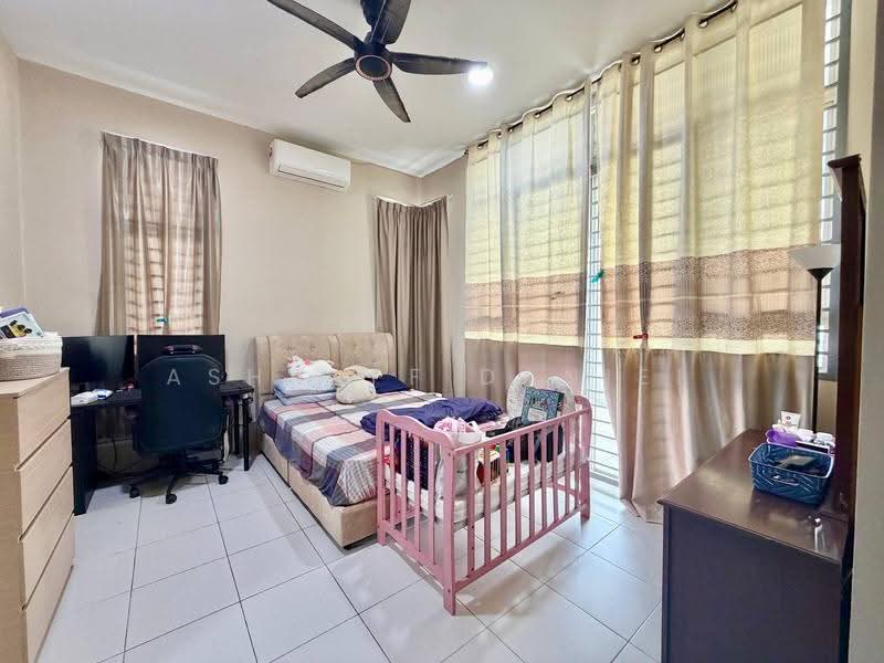 Semi-Detached House for Sale in Bandar Saujana Putra (Tanjong Duabelas) - Ashraff Daniel - PropertyGuru.com.my