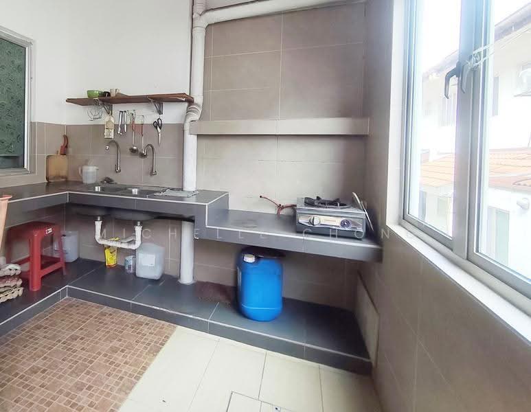 Rumah Teres 2-Tingkat untuk Disewa di Denai Alam (Shah Alam) - Michelle Chong - Kitchen - PropertyGuru.com.my