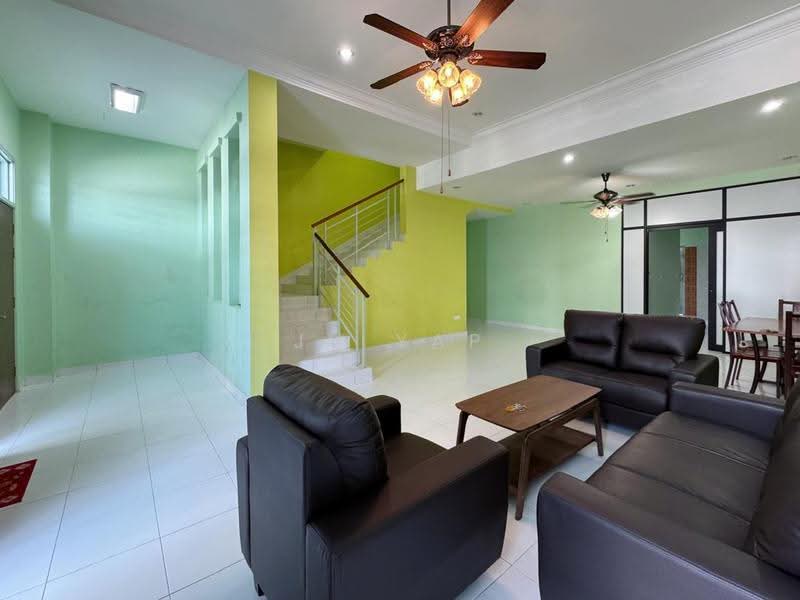 2-storey Terraced House for Rent in Taman Lagenda Putra (Kulai) - JH Yap - Living Room - PropertyGuru.com.my