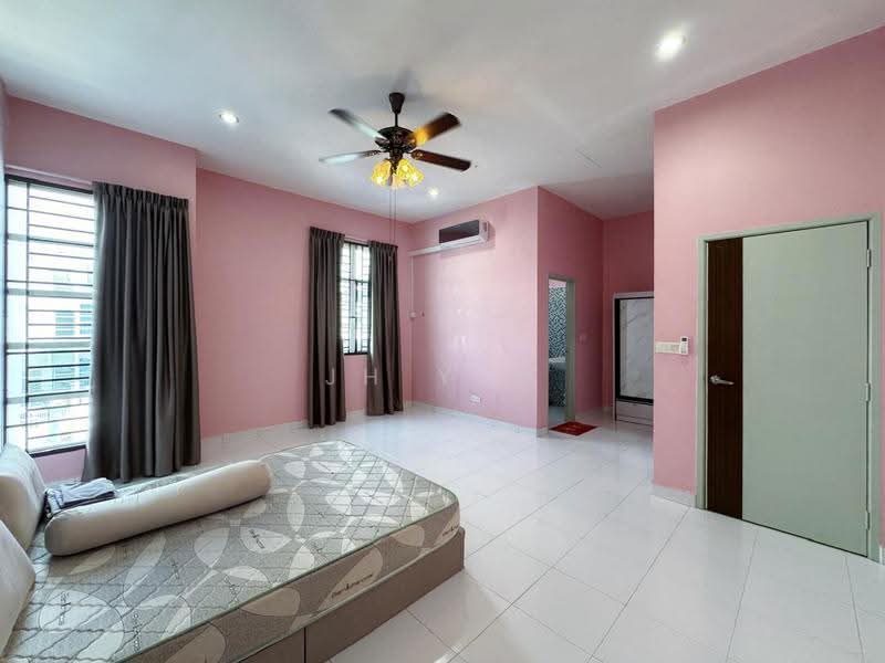 2-storey Terraced House for Rent in Taman Lagenda Putra (Kulai) - JH Yap - Bedroom - PropertyGuru.com.my