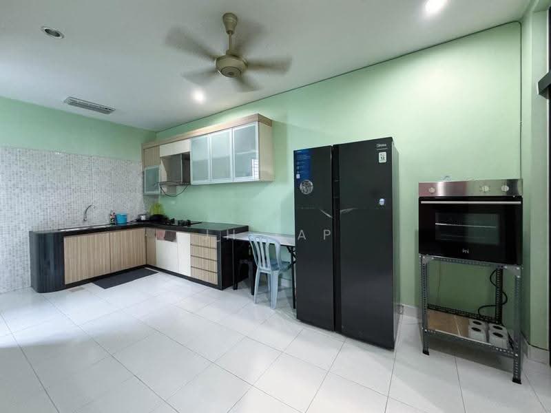 2-storey Terraced House for Rent in Taman Lagenda Putra (Kulai) - JH Yap - Kitchen - PropertyGuru.com.my