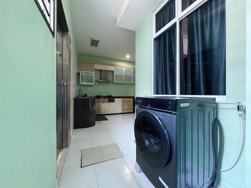 2-storey Terraced House for Rent in Taman Lagenda Putra (Kulai) - JH Yap - Kitchen - PropertyGuru.com.my