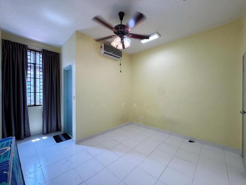 2-storey Terraced House for Rent in Taman Lagenda Putra (Kulai) - JH Yap - Interior - PropertyGuru.com.my