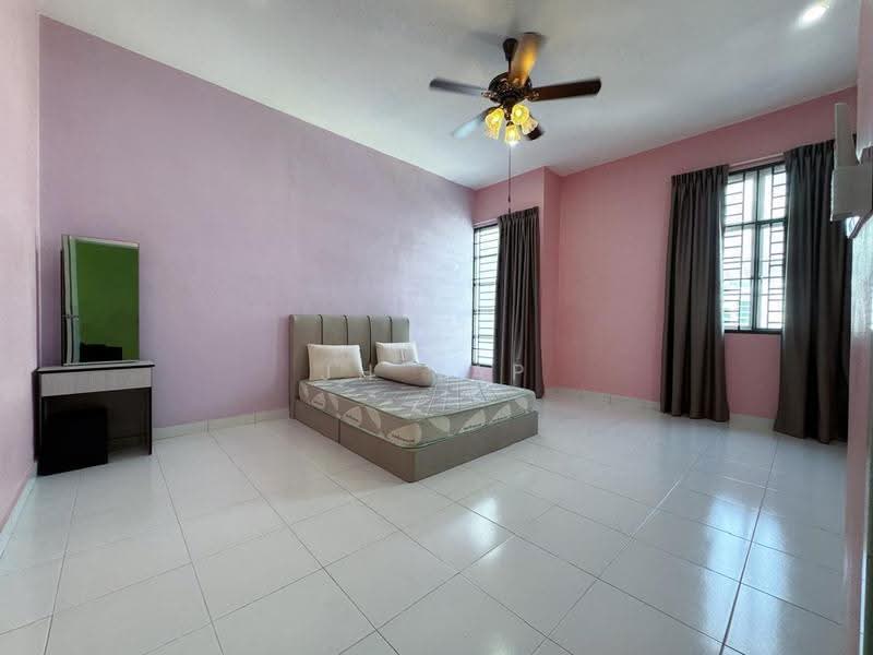 2-storey Terraced House for Rent in Taman Lagenda Putra (Kulai) - JH Yap - Bedroom - PropertyGuru.com.my