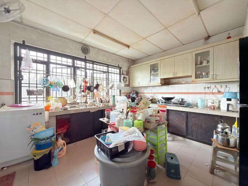 Kedai untuk Dijual di Taman Sri Kluang (Kluang) - May Tan - Kitchen - PropertyGuru.com.my