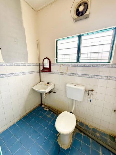 Terraced House for Sale in Bandar Teknologi Kajang (Kajang) - Aniq Azmi - Bathroom - PropertyGuru.com.my
