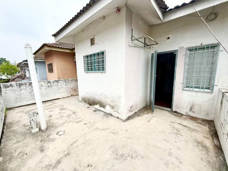 Terraced House for Sale in Bandar Teknologi Kajang (Kajang) - Aniq Azmi - Exterior - PropertyGuru.com.my