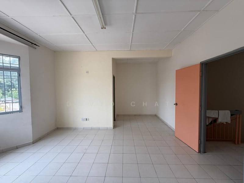 2-storey Terraced House for Sale in Bandar Mahkota Cheras (Cheras) - David Chat - Living Room - PropertyGuru.com.my