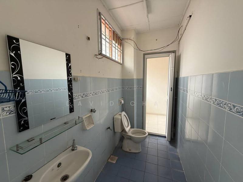 2-storey Terraced House for Sale in Bandar Mahkota Cheras (Cheras) - David Chat - Bathroom - PropertyGuru.com.my