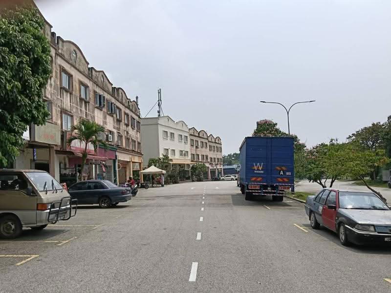Kedai / Pejabat untuk Dijual di Sungai Buloh (Selangor) - David Low - PropertyGuru.com.my