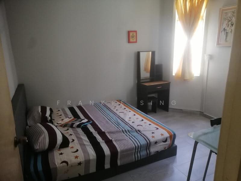 Kondominium untuk Dijual di Bukit OUG Condominiums - Frankie Sing - Bedroom - PropertyGuru.com.my