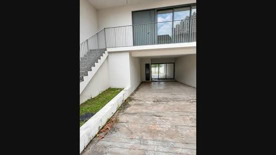 3-storey Terraced House for Sale in Batu Uban (Gelugor) - Enoch Tiu - PropertyGuru.com.my