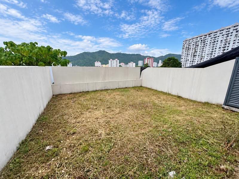 3-storey Terraced House for Sale in Batu Uban (Gelugor) - Enoch Tiu - Exterior - PropertyGuru.com.my