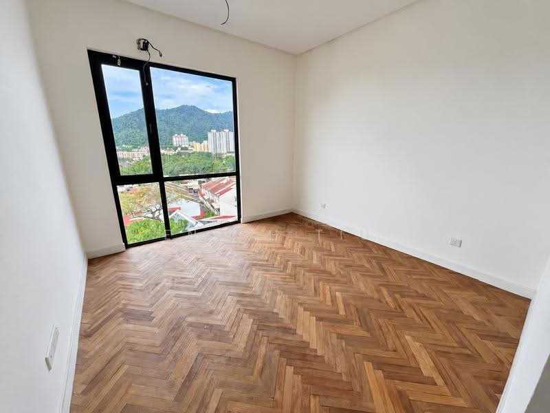 3-storey Terraced House for Sale in Batu Uban (Gelugor) - Enoch Tiu - View - PropertyGuru.com.my